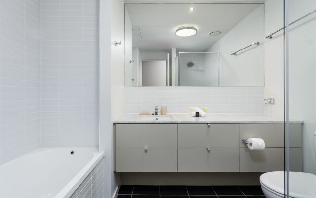 Accent Accommodation at Docklands Melbourne