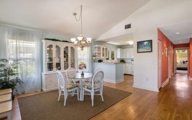 Coconut 3 Bedroom Home by RedAwning