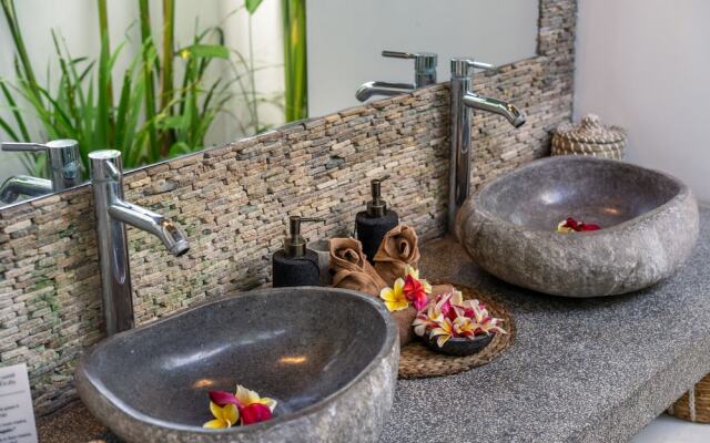 Traditional Private Villa, 3 BR, Uluwatu