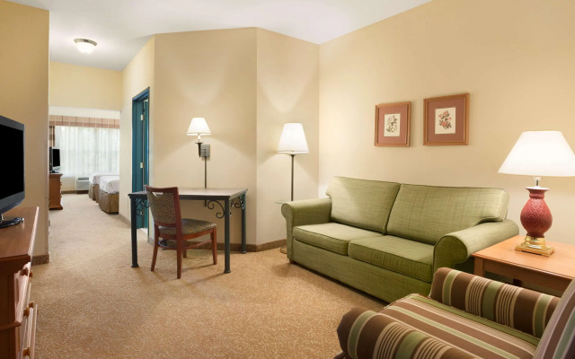 Country Inn & Suites by Radisson, Beckley, WV