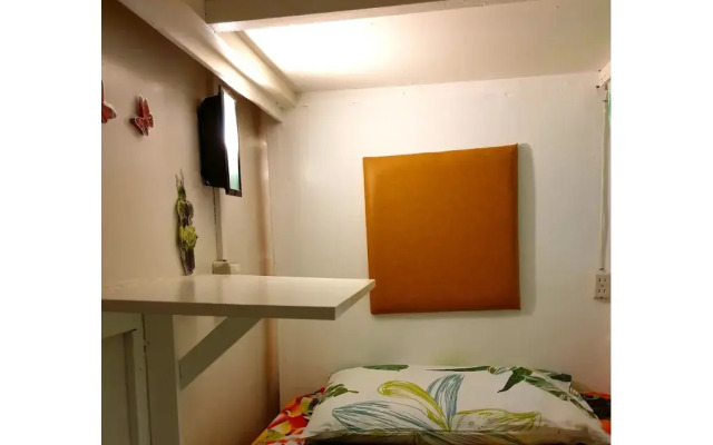 GardenPod Hostel + Café