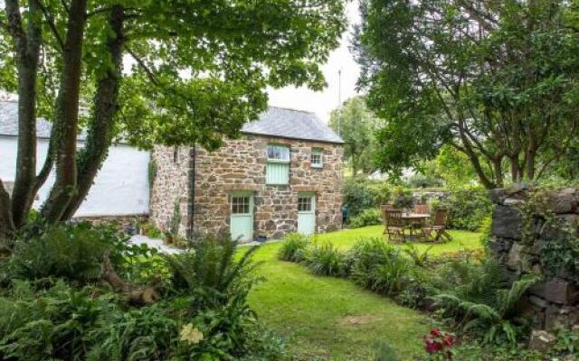 James' Cottage