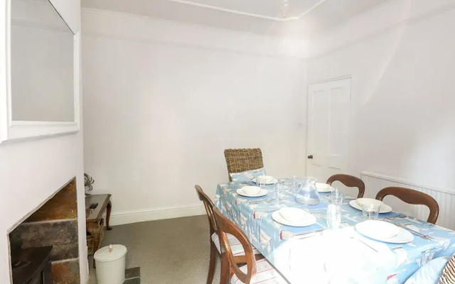 Elm Villa