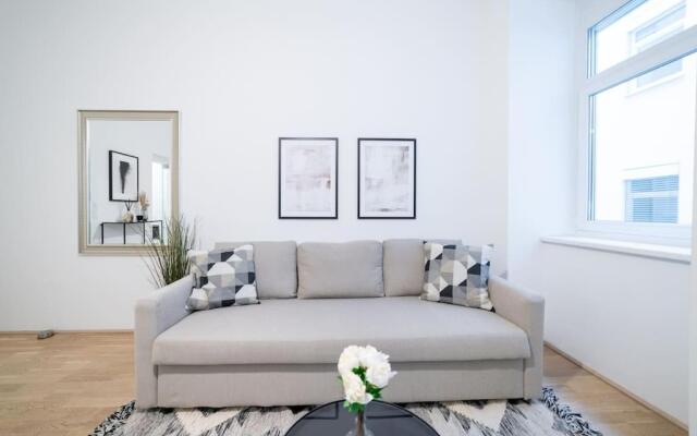 Beautiful apartment in Vienna's heart 1b