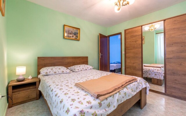 Nice Home in Omis With Wifi and 1 Bedrooms