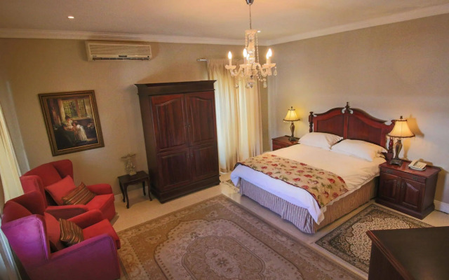 The Victorian 1906 Hotel