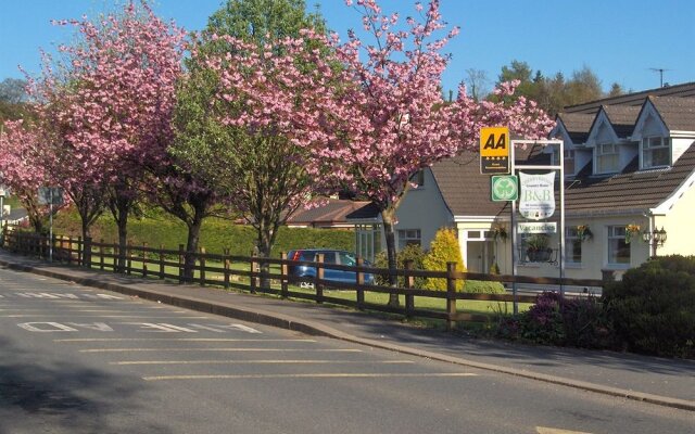 Cherrybrook Country Home