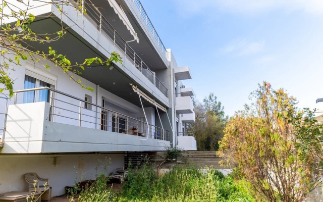 David Holiday Apartment by Estia