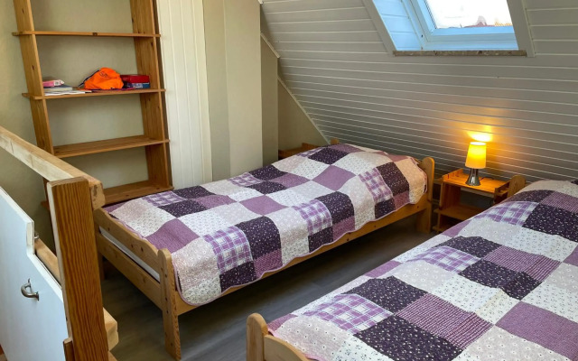 Renovierte Ferienwohnung Friedrichskoog - Spitze (gegenüber Mutter-Kind-Klinik)