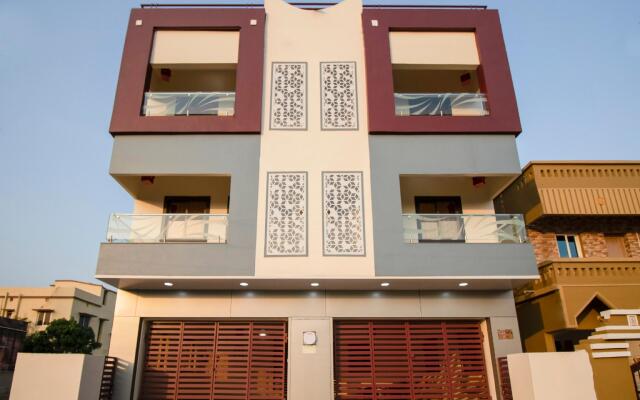 OYO 81576 Delightful 2BHK near ITER