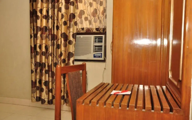 OYO Rooms Railway Station Exit Gate