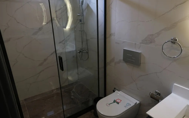 The Pearl Airport Hotel