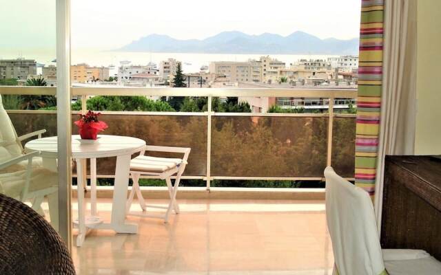 VANEAU Appartement vue mer somptueuse, piscine