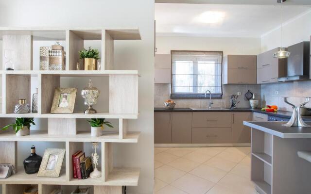 Thea Family Apartment 2