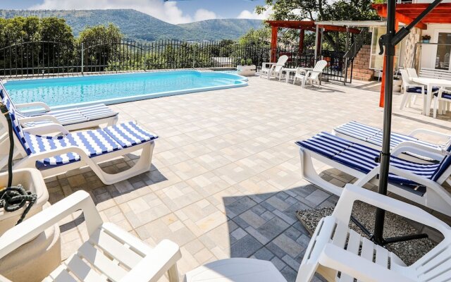 Lavish Villa in Bribir With Swimming Pool