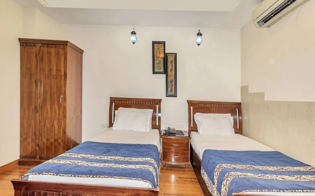 Fabhotel Clark Height