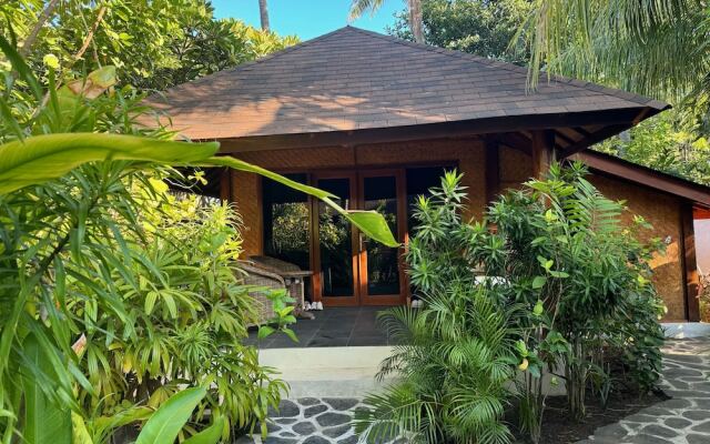 Scallywags Beach Club