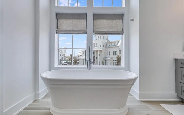 Southern Sandcastle 129 STA