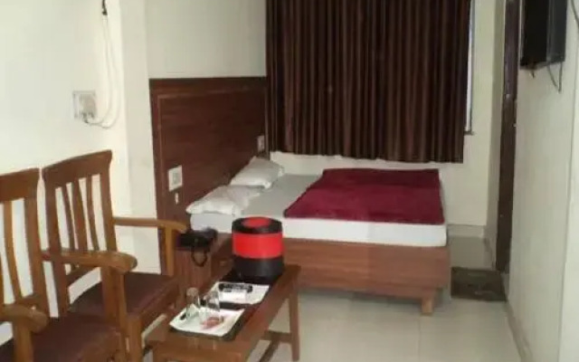 Oyo 40431 Hotel Amar Prem