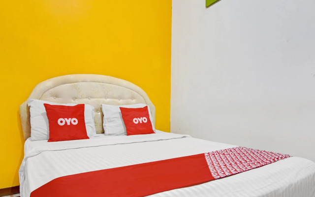 RedDoorz near Mall Of Indonesia