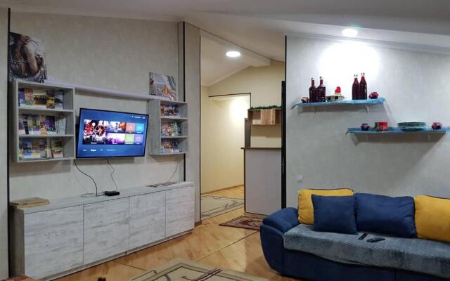 Guest House 15A