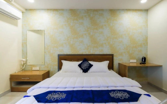 Comet Hotels by OYO Rooms