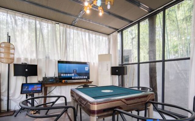July Bamboo Hostel
