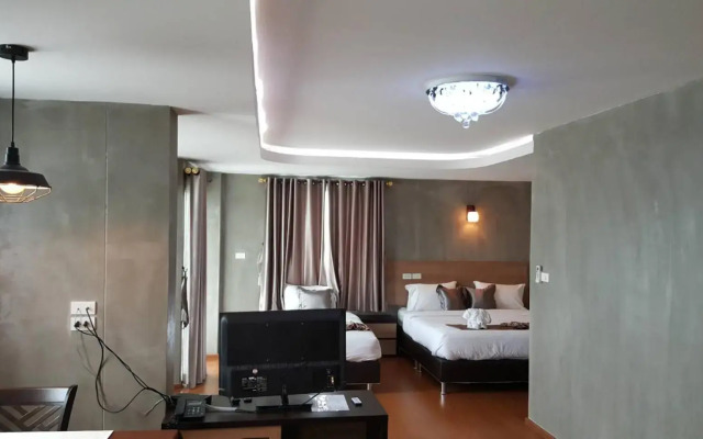 Narai Iyara Palace Lopburi
