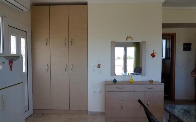 Villa Iris 2 by Travelpro Services- Agios Mama