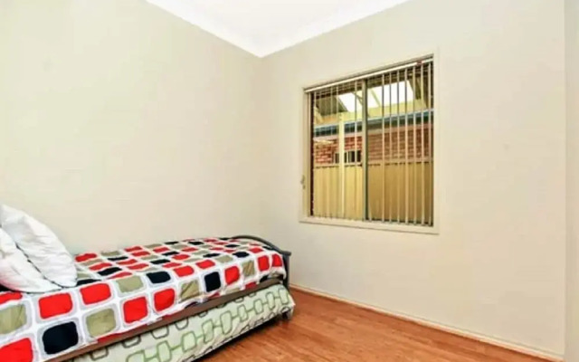 Waterfront Retreat - Private Jetty - Wifi