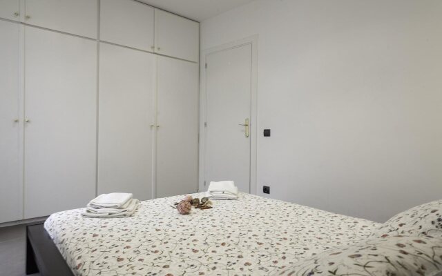 Barcelona Comtal Apartments