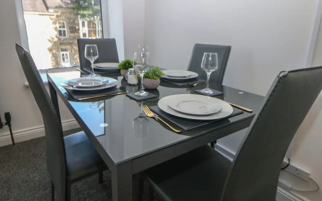 Flat 2 Englehurst Mews