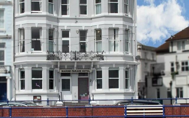 OYO Marine Parade Hotel, Eastbourne Pier