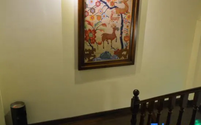 Zangdi Impression Hotel