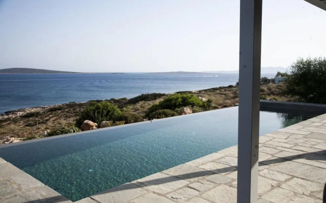 Seafront Villa Paros 3 Bedroom Luxury Villa With Pool