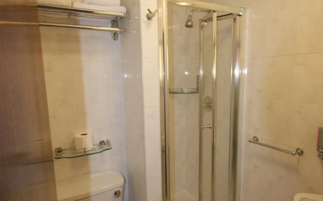 Abbey Court, Hyde Park Hotels