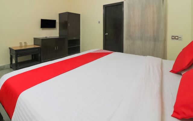 Oyo 28326 Hotel Siddhi Vinayak