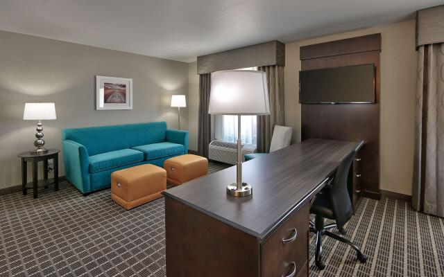 Hampton Inn & Suites Albuquerque Airport