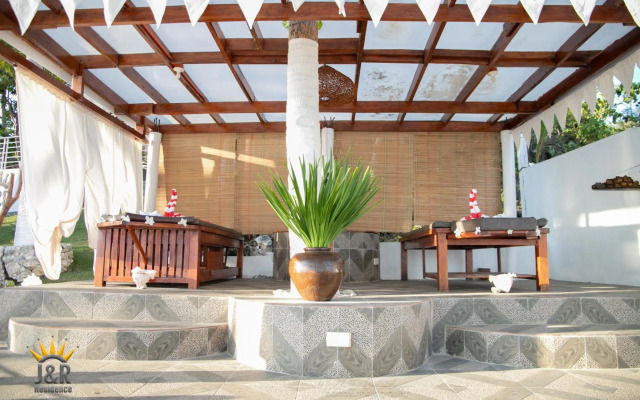 J&R Residence