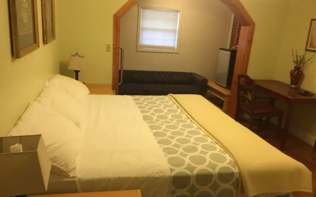 Dixie Plaza Hotel