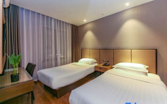 Yadu Hotel
