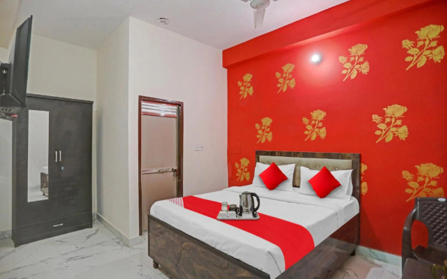 OYO Flagship 70173 A One Hotel