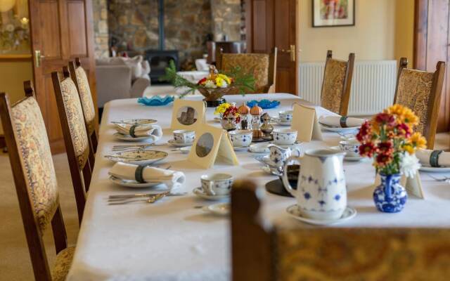 Ael Y Bryn Bed and Breakfast