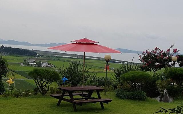 Ganghwa Haneulchae Pension