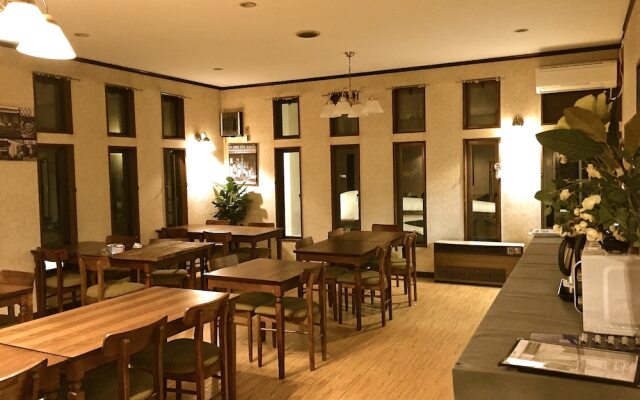 Hakuba Landmark Iwatake Lodge