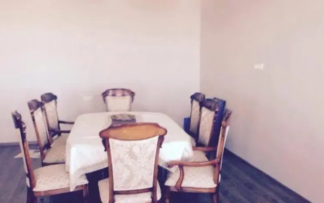 Gocha's Country House