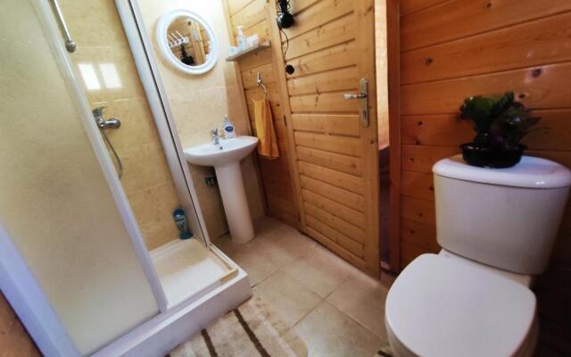 The Cosy Mountain Cabin with Stunning Views near Troodos