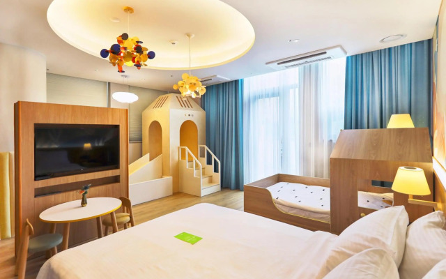 Wirye Militopiahotel By Marine