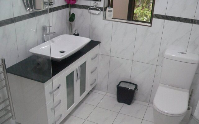 South Pacific Bed & Breakfast