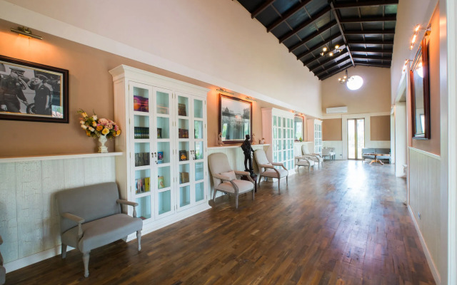 Mela Garden Retreat Cottage